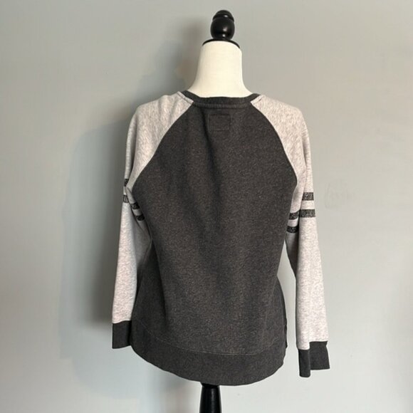 Boston Bruins Large Womans Gray Crewneck Sweater - Picture 3 of 4